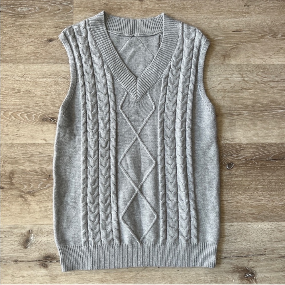 Fall Light Gray Knit Sweater Vest